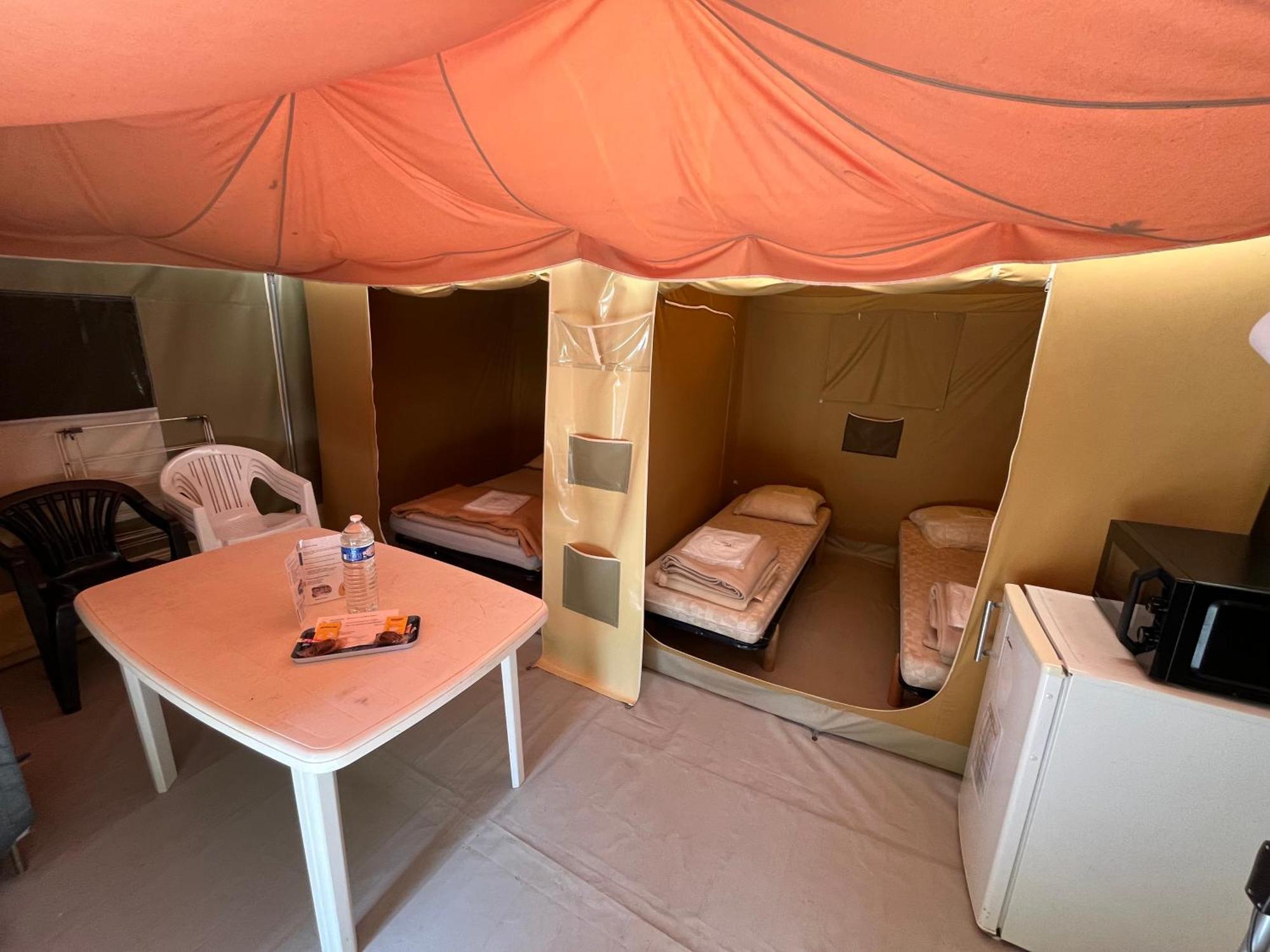 Camping De مونتلويس سور لوار المظهر الخارجي الصورة